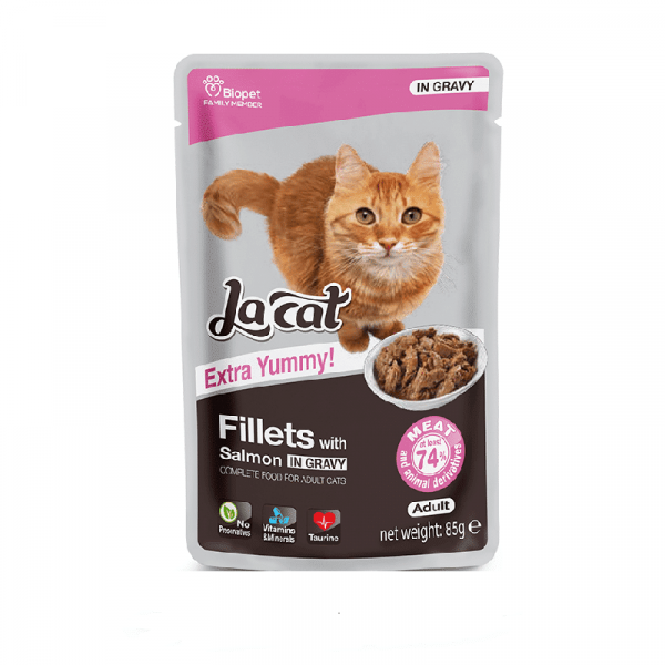 أكياس طعام رطب للقطط بنكهة شرائح السلمون مع صلصة – lacat-85g